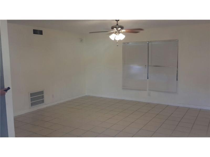 Image 6 of 8 For 5223 18th Ct