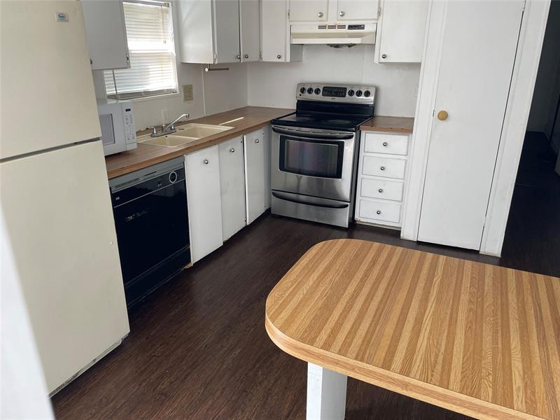 Image 5 of 14 For 5301 30th Ter