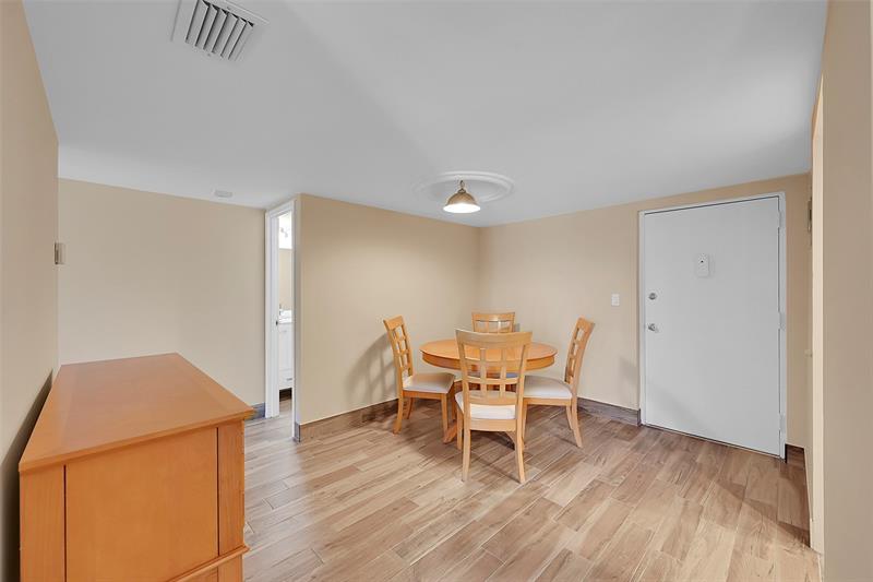 Image 17 of 44 For 3002 5th Ter 102-b