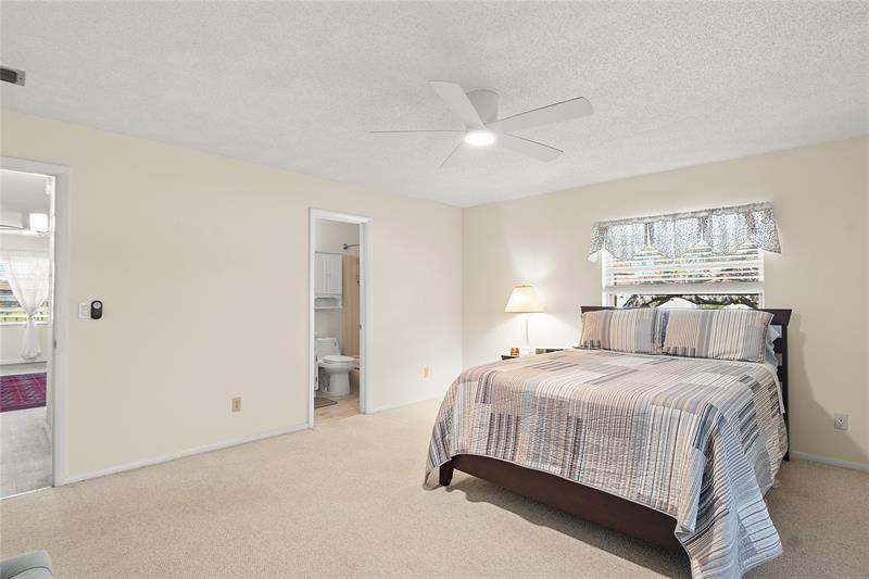 Image 13 of 34 For 85 Crooked Tree Ln  203