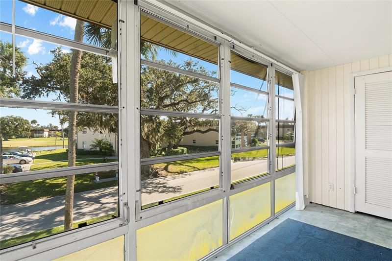 Image 18 of 34 For 85 Crooked Tree Ln  203