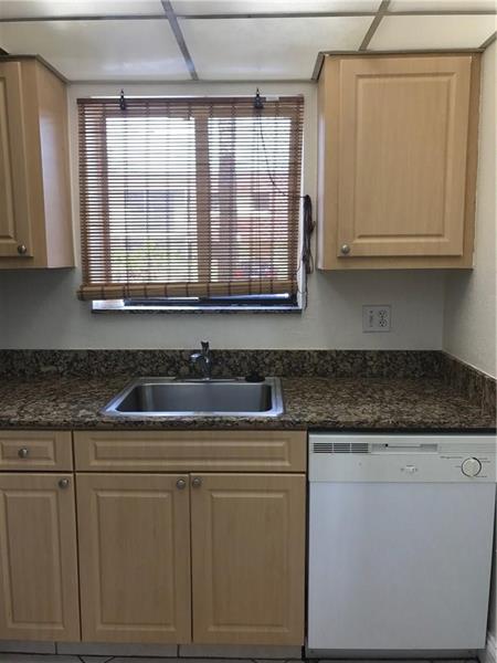 Image 3 of 4 For 1105 Flagler Ave  601