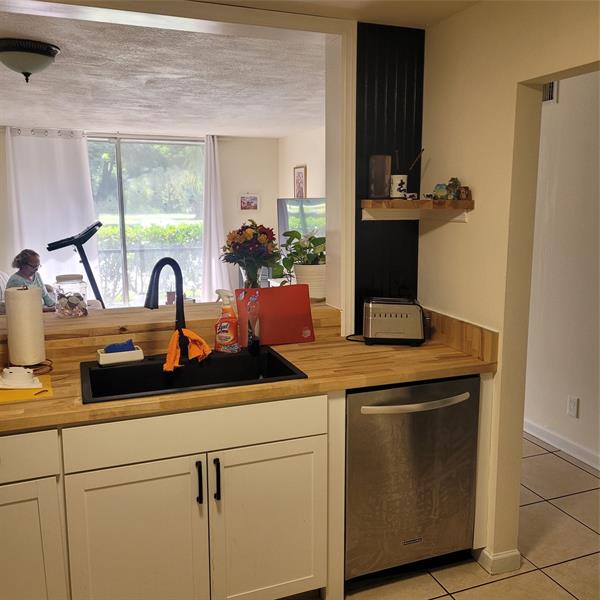 Image 5 of 21 For 7173 Orange Dr  107b