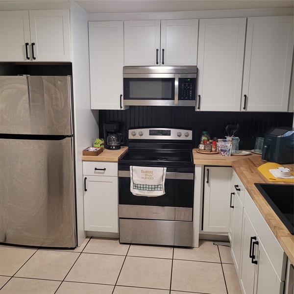 Image 7 of 21 For 7173 Orange Dr  107b