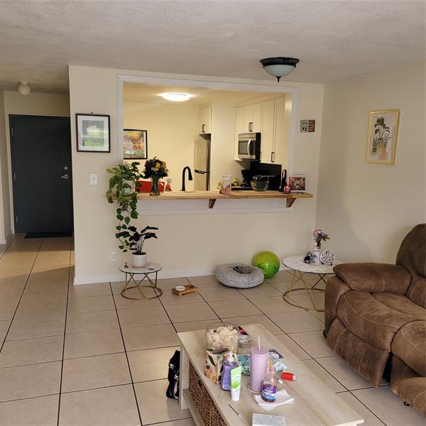 Image 9 of 21 For 7173 Orange Dr  107b