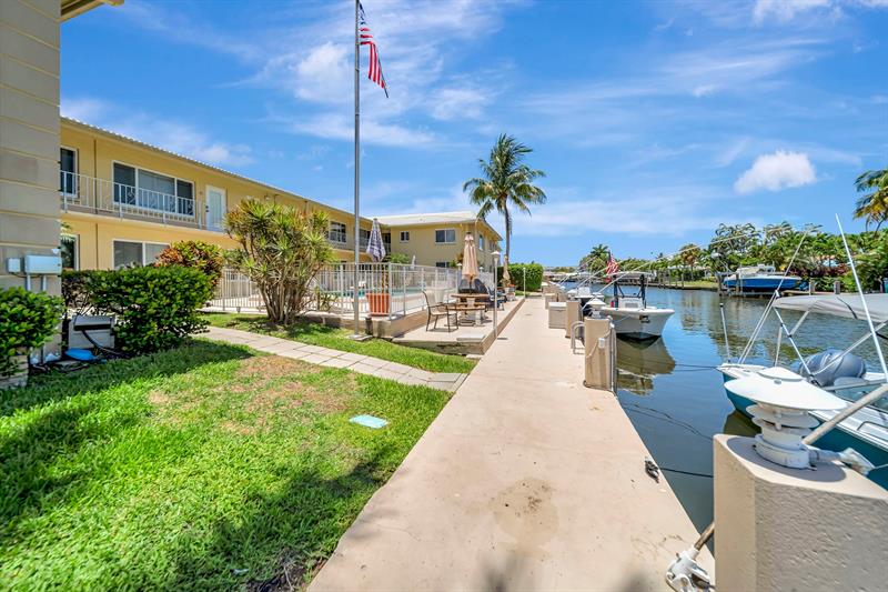 Image 12 of 13 For 2811 51st St  7