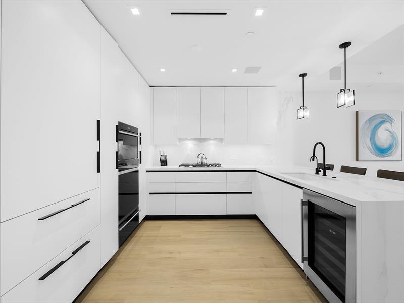 Image 4 of 42 For 1116 Ocean Blvd  401