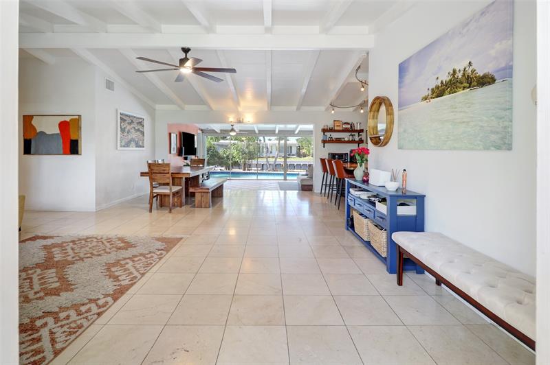 Image 13 of 57 For 2625 Gulfstream Ln