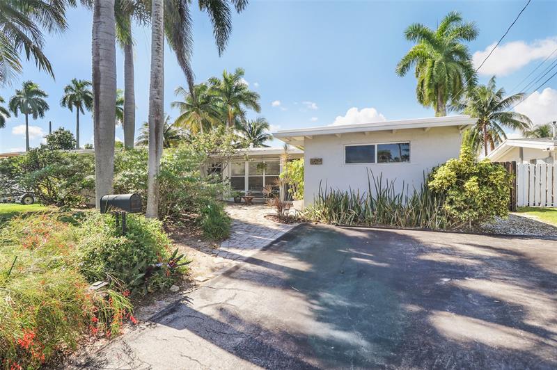 Image 51 of 57 For 2625 Gulfstream Ln