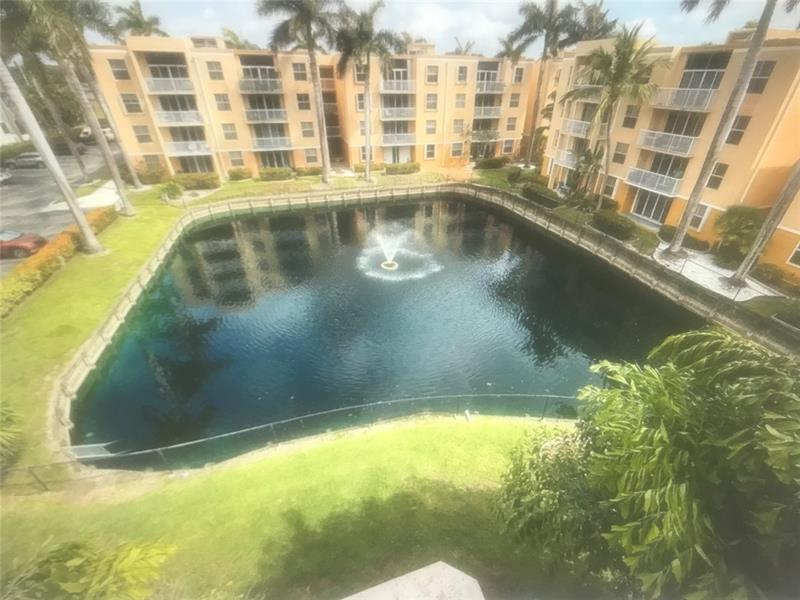 Image 4 of 8 For 1450 3rd Ave  412