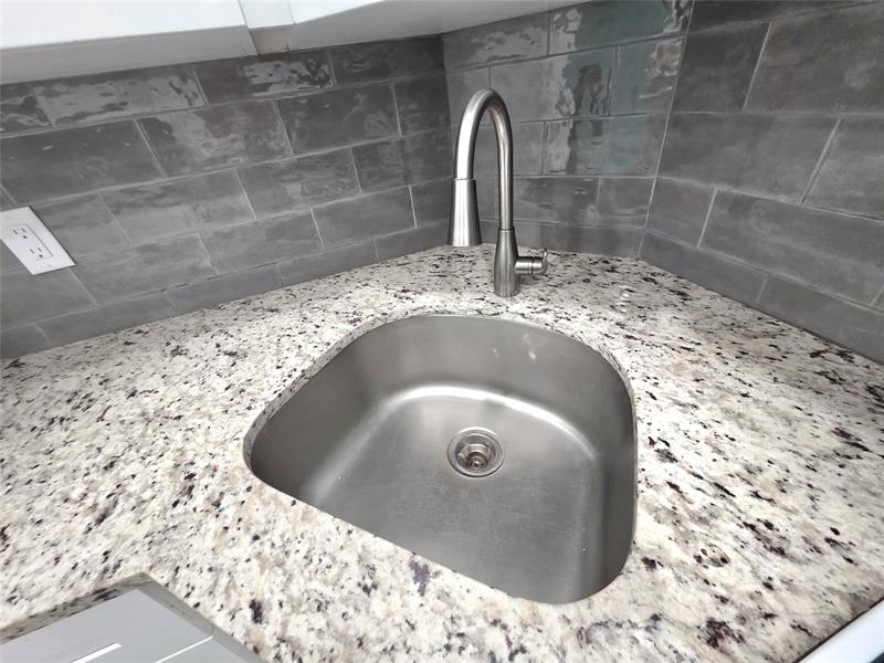 Image 13 of 29 For 3200 7th Ct  205c