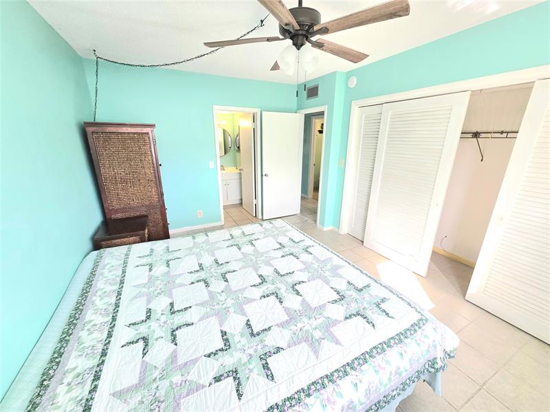 Image 15 of 29 For 3200 7th Ct  205c