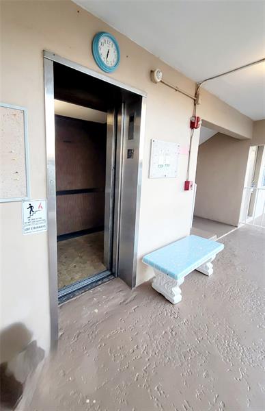 Image 21 of 29 For 3200 7th Ct  205c