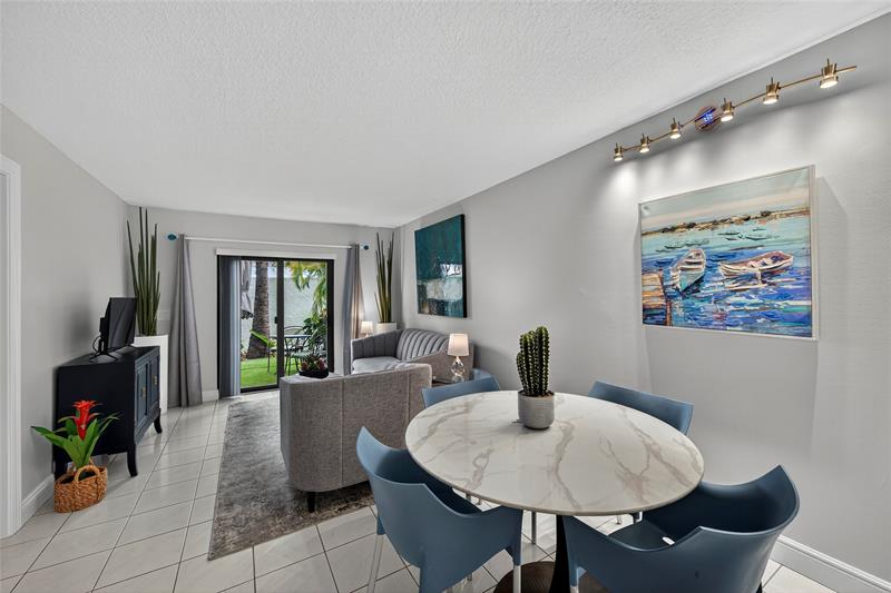 Image 16 of 39 For 2920 8th Ter  103