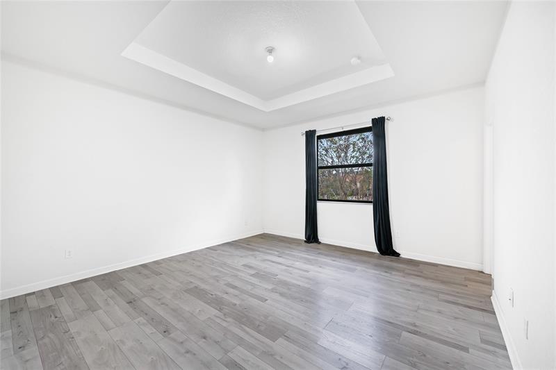 Image 15 of 33 For 4033 Devenshire Ct  4033