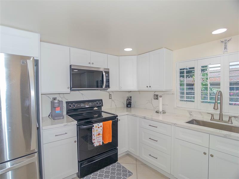 Image 19 of 46 For 6431 199th Ln