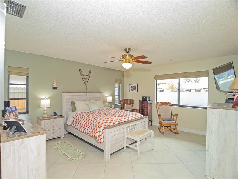 Image 21 of 46 For 6431 199th Ln