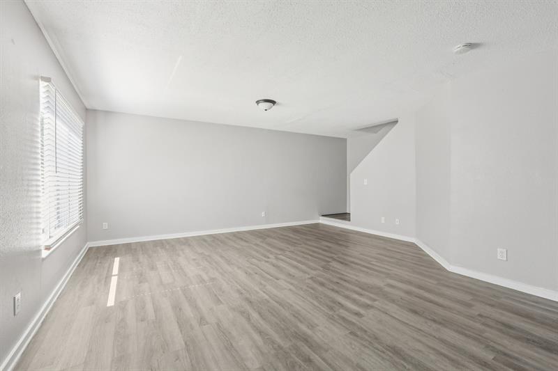 Image 10 of 29 For 7402 E Banks Dr  7402