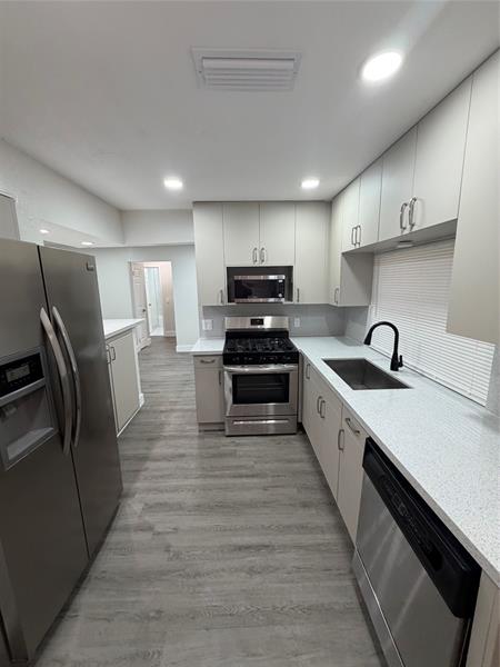 Image 10 of 26 For 11461 31st Pl