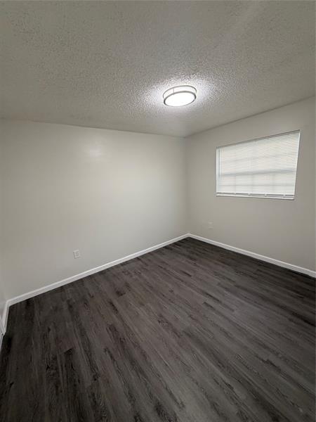 Image 15 of 26 For 11461 31st Pl