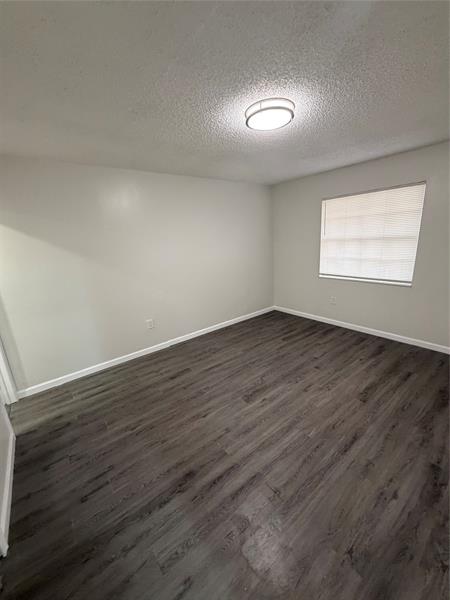 Image 16 of 26 For 11461 31st Pl