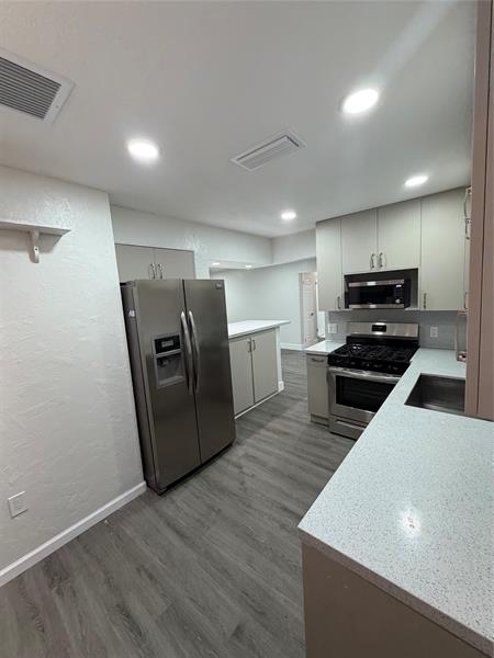 Image 9 of 26 For 11461 31st Pl