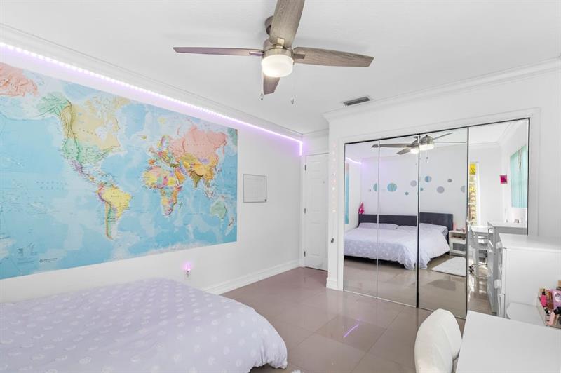 Image 53 of 82 For 19885 22nd Ave