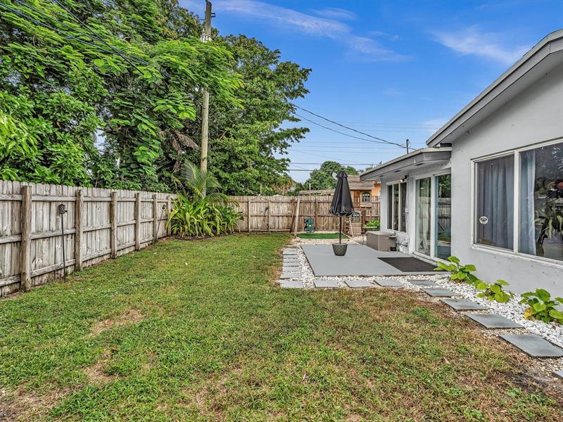 Image 45 of 47 For 81 47th Ct  