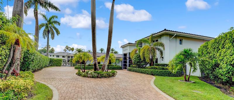 Image 14 of 78 For 2593 9 Street