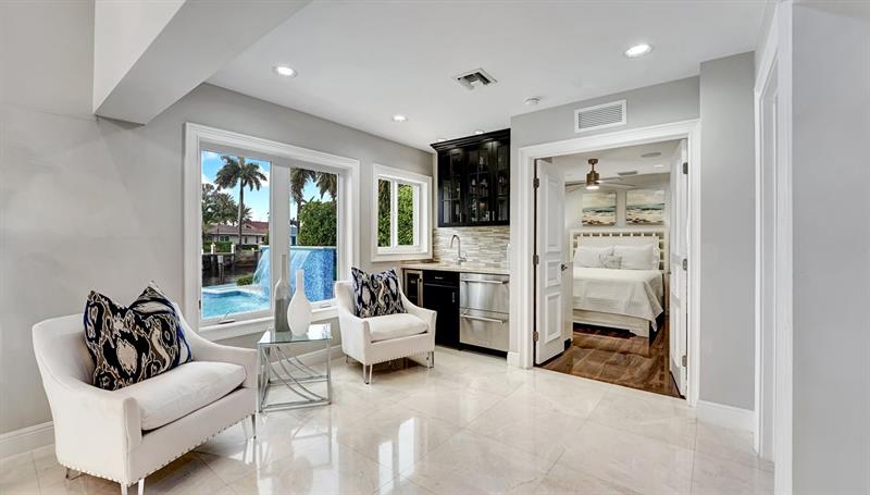 Image 24 of 78 For 2593 9 Street