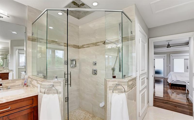 Image 35 of 78 For 2593 9 Street