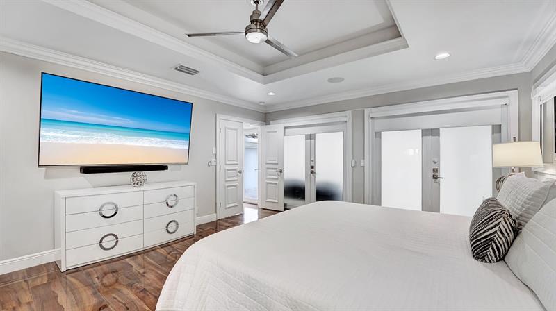 Image 37 of 78 For 2593 9 Street