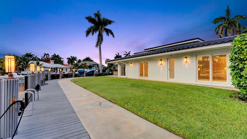 Image 70 of 78 For 2593 9 Street