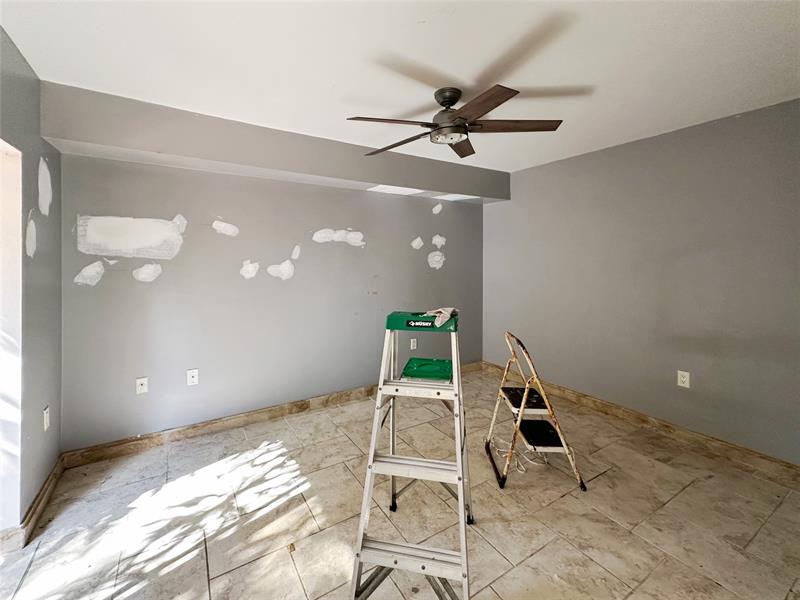 Details for 1700 Embassy Dr 402, West Palm Beach, FL 33401