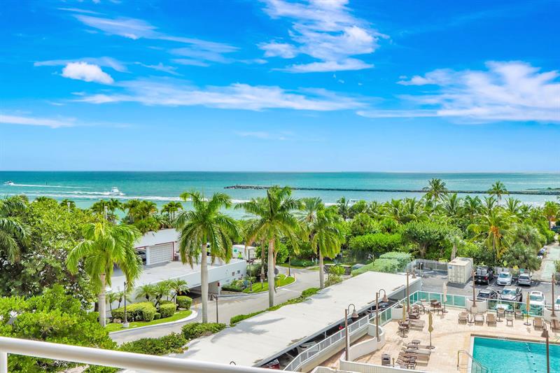 Image 3 of 20 For 2000 Ocean Dr 609