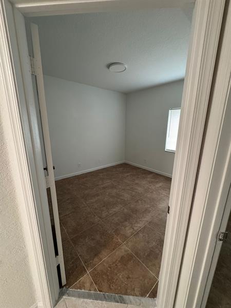 Image 6 of 9 For 1161 Golden Lakes Blvd