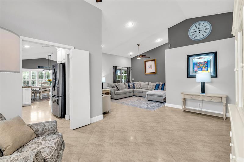 Image 11 of 42 For 12931 Elmford Ln