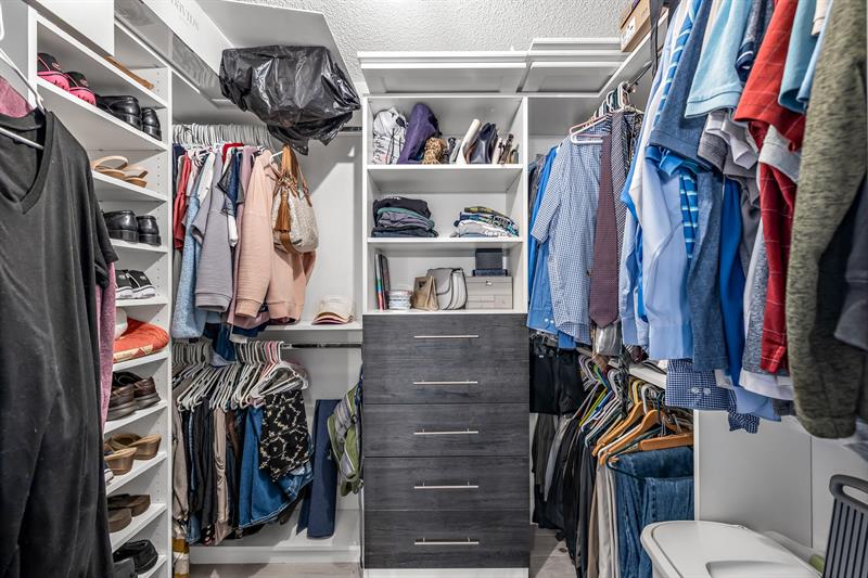 Image 24 of 42 For 12931 Elmford Ln