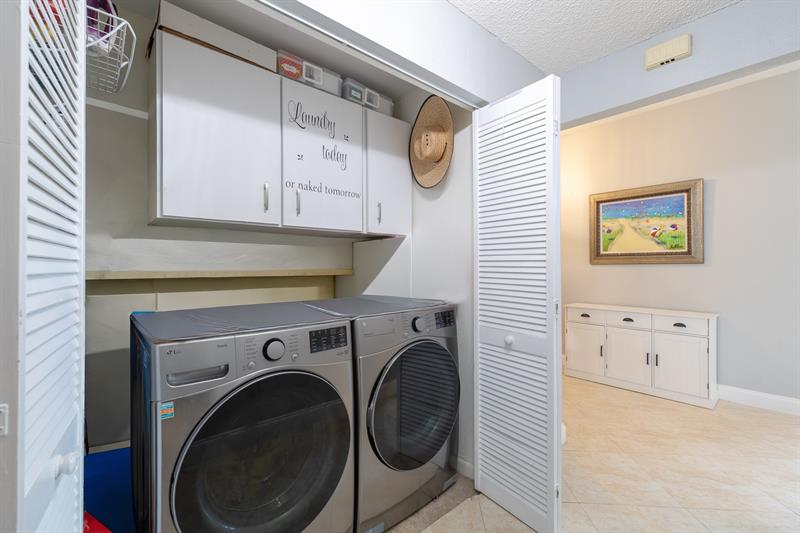 Image 28 of 42 For 12931 Elmford Ln