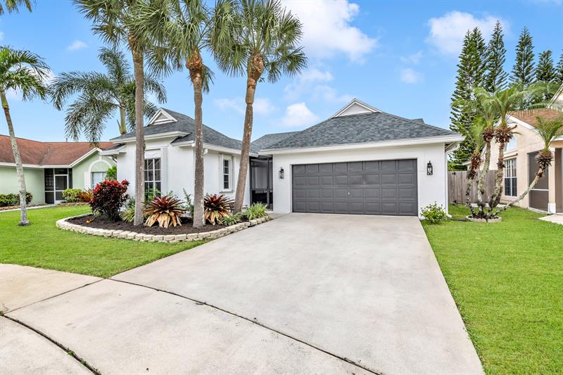 Image 5 of 42 For 12931 Elmford Ln