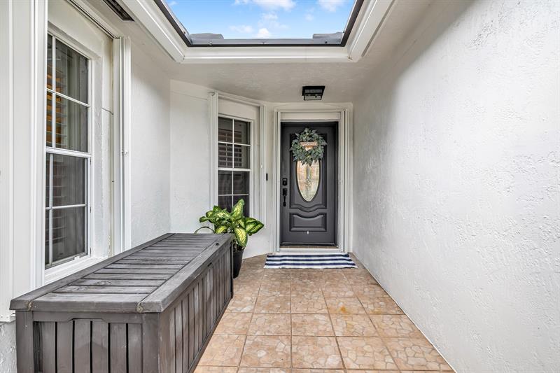 Image 7 of 42 For 12931 Elmford Ln