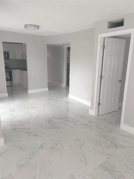 Image 7 of 14 For 10290 36th St  7