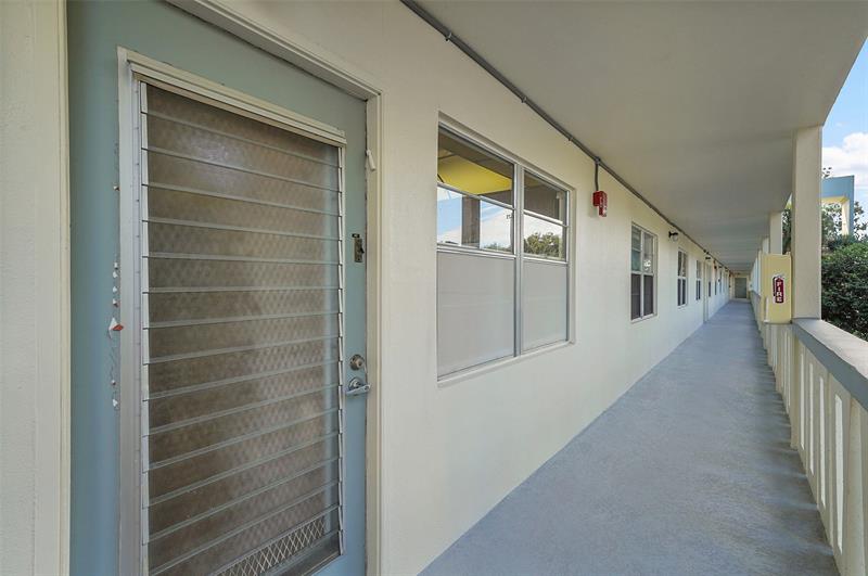 Image 4 of 35 For 2504 Antigua Ter  H2