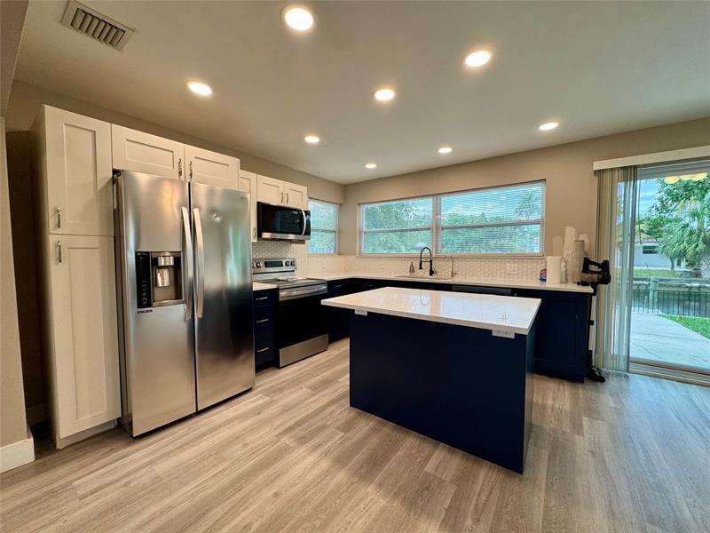 Image 12 of 36 For 1871 31st Ct