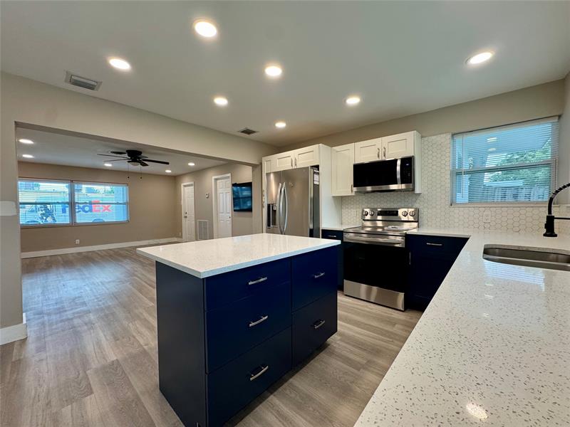 Image 13 of 36 For 1871 31st Ct