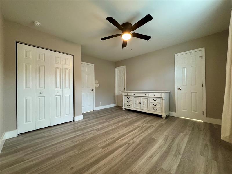 Image 14 of 36 For 1871 31st Ct