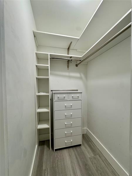 Image 16 of 36 For 1871 31st Ct