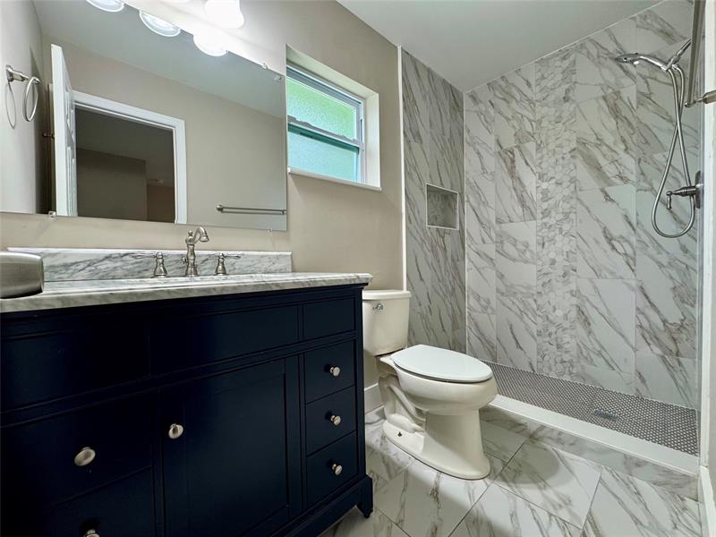 Image 17 of 36 For 1871 31st Ct