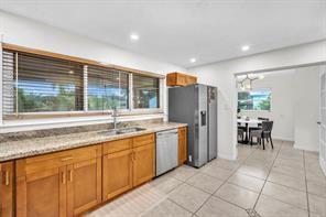 Image 12 of 23 For 4521 34th Dr