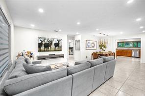 Image 6 of 23 For 4521 34th Dr